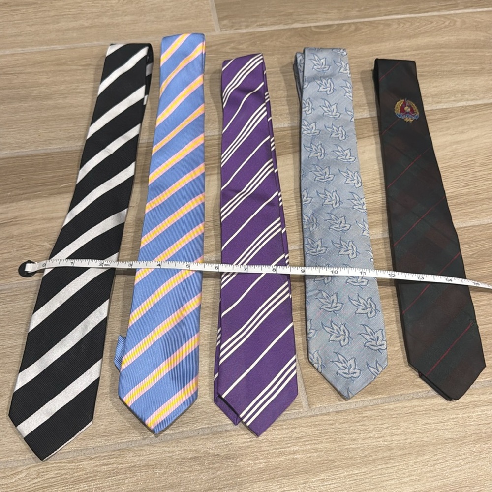 Very nice lot of 5 ties Hugo Boss and more, skinny style altered